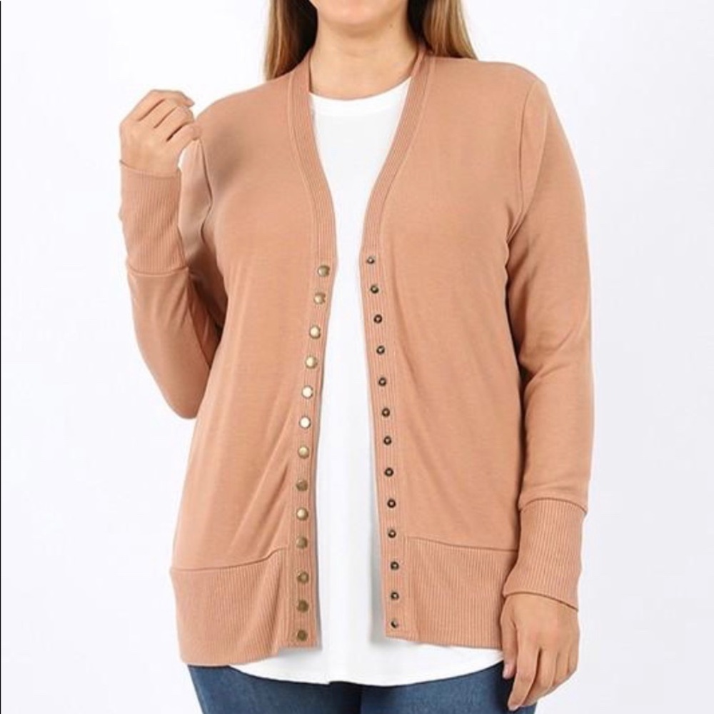 NWOT Zenana Outfitters Snap Cardigan 🆕